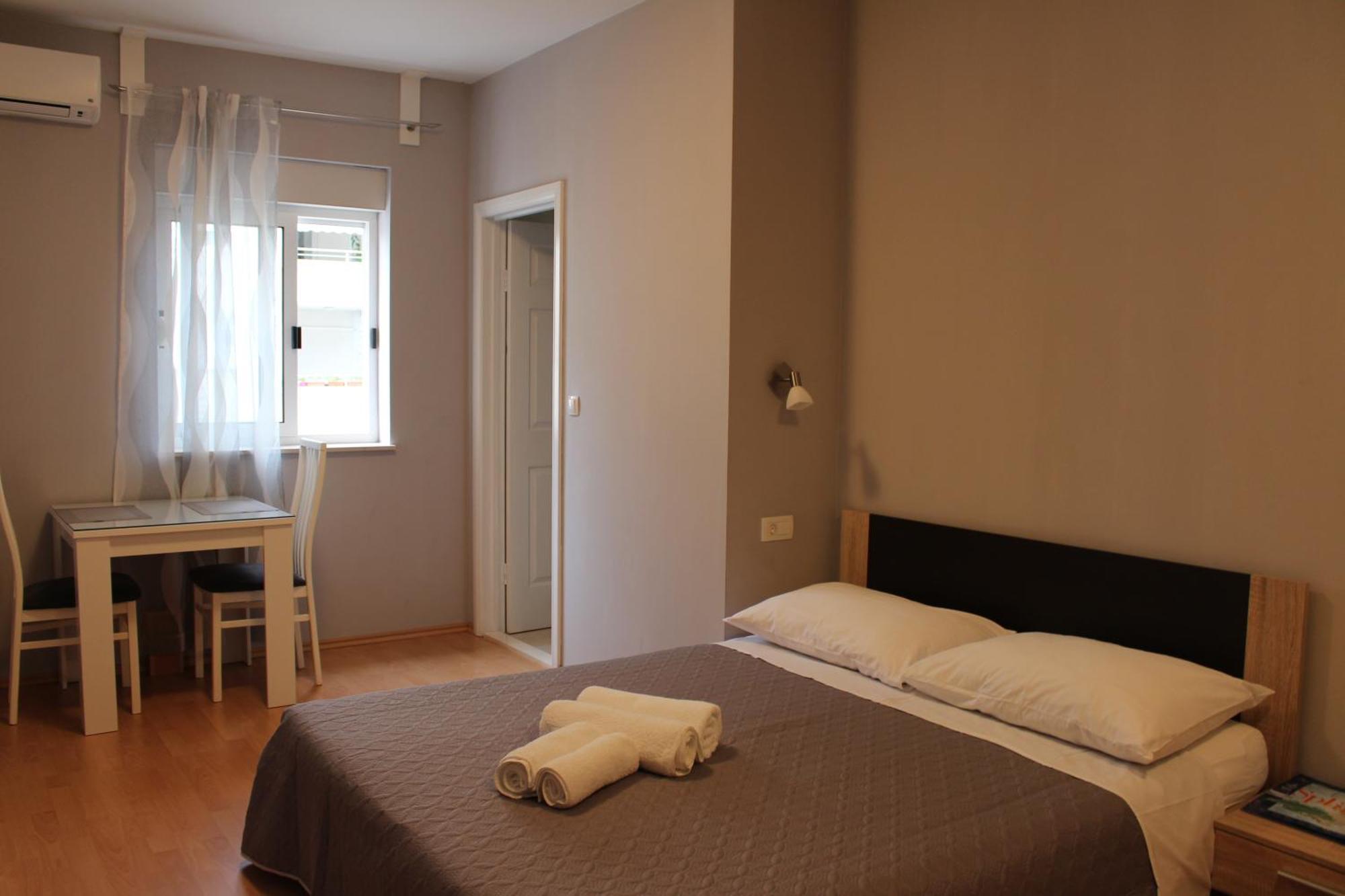 Beachside Apartments Znjan Split Bilik gambar
