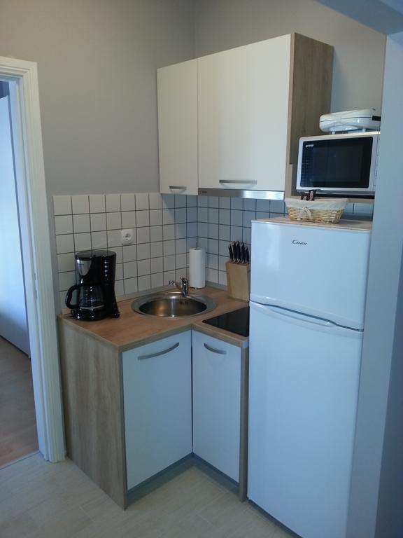 Beachside Apartments Znjan Split Bilik gambar