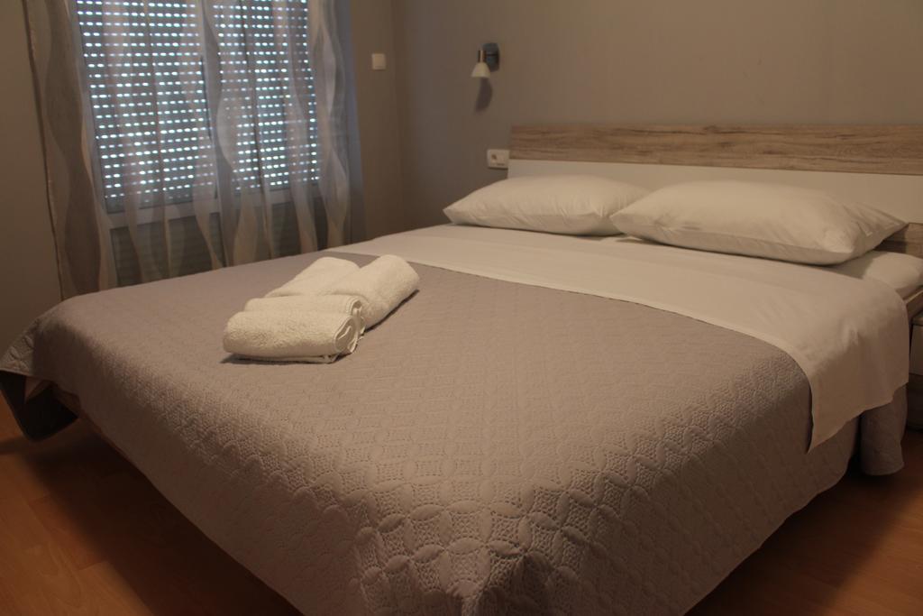 Beachside Apartments Znjan Split Bilik gambar