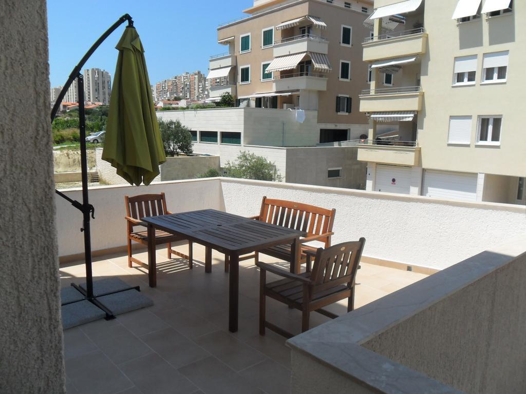 Beachside Apartments Znjan Split Luaran gambar