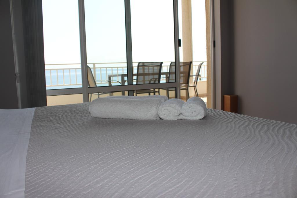 Beachside Apartments Znjan Split Bilik gambar